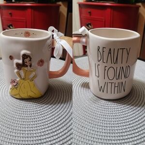 💛🌺Rae Dunn Belle Princess Mug